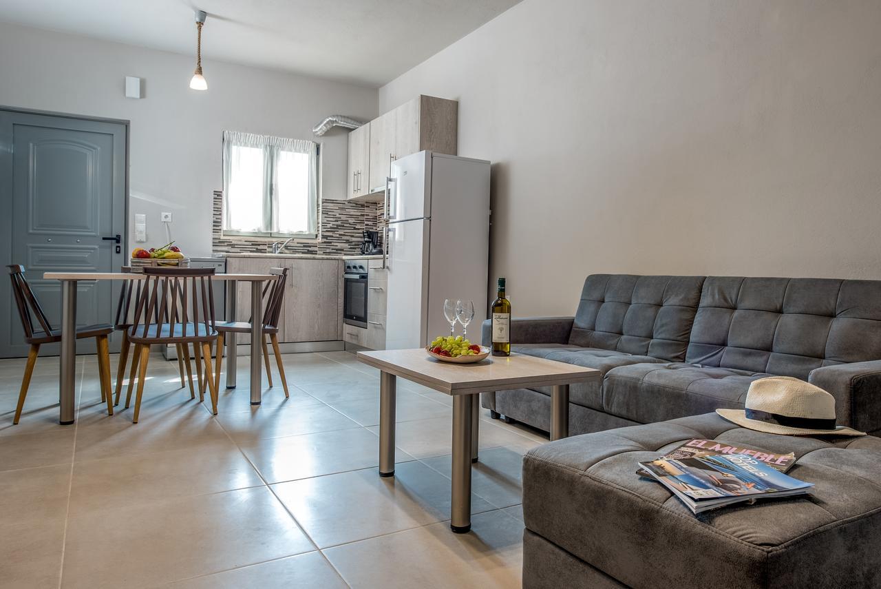 Makrýgialos Asteri Apartments Und Studios מראה חיצוני תמונה