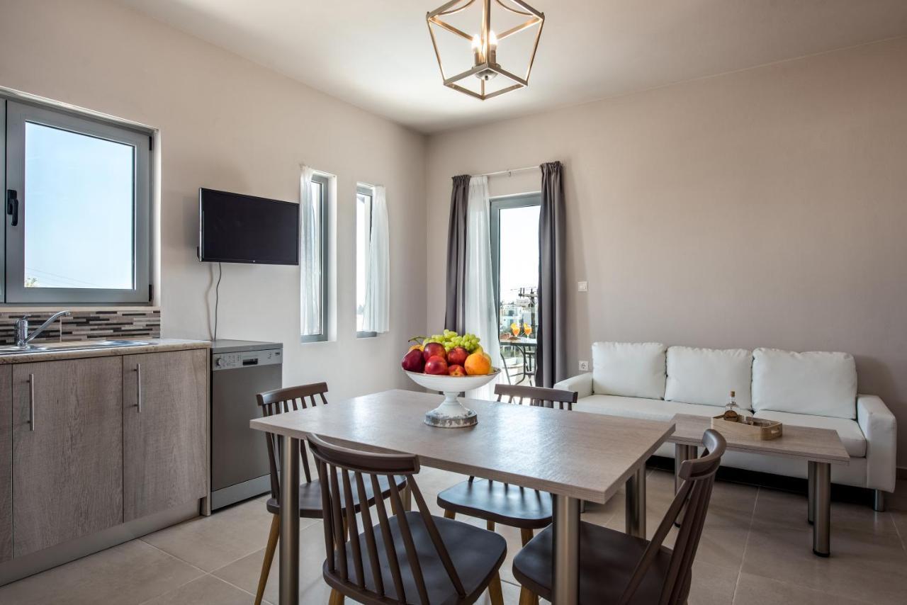 Makrýgialos Asteri Apartments Und Studios מראה חיצוני תמונה